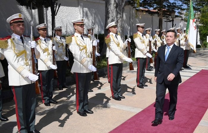 Đại sứ Phạm Quốc Trụ trình Thư ủy nhiệm lên Tổng thống Algeria