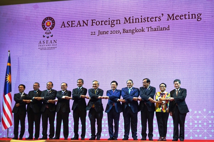 pho thu tuong pham binh minh du hoi nghi bo truong ngoai giao asean