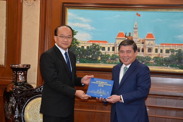 Chủ tịch UBND TP. Hồ Chí Minh tiếp Tổng lãnh sự Singapore