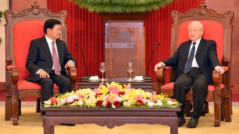 top vietnamese leader welcomes lao prime minister