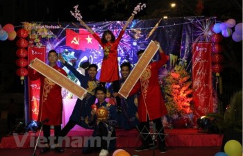 Overseas Vietnamese in Cambodia, RoK welcome Tet