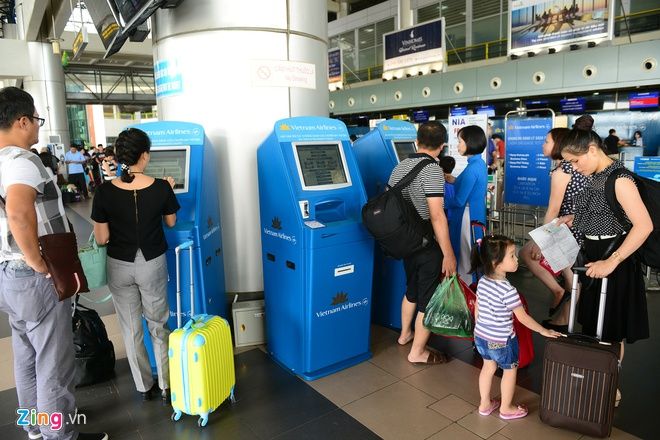 ha noi hcmc becomes busiest air route since covid 19 outbreak