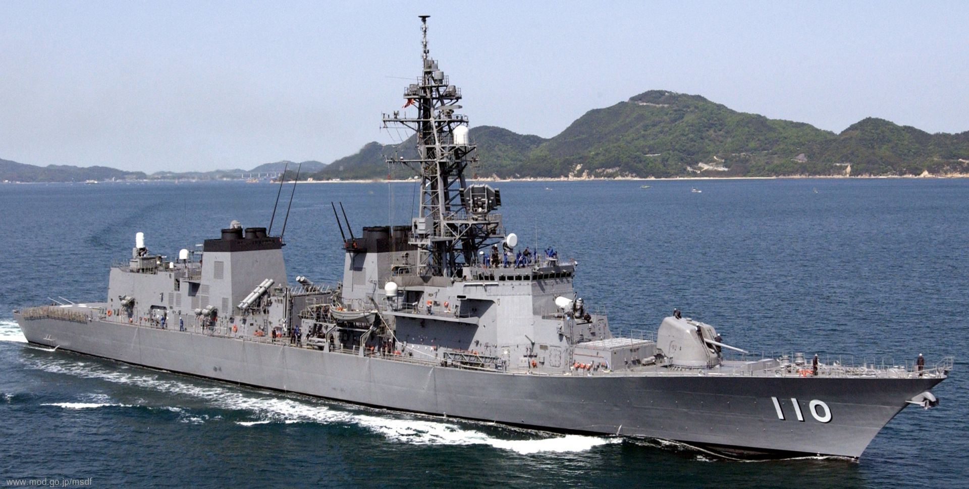 Khu trục hạm lớp Takanami: "Quân át chủ bài" của Hải quân Nhật Bản
