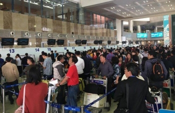 Major airports halt passenger flights from S. Korea amid COVID-19 outbreak