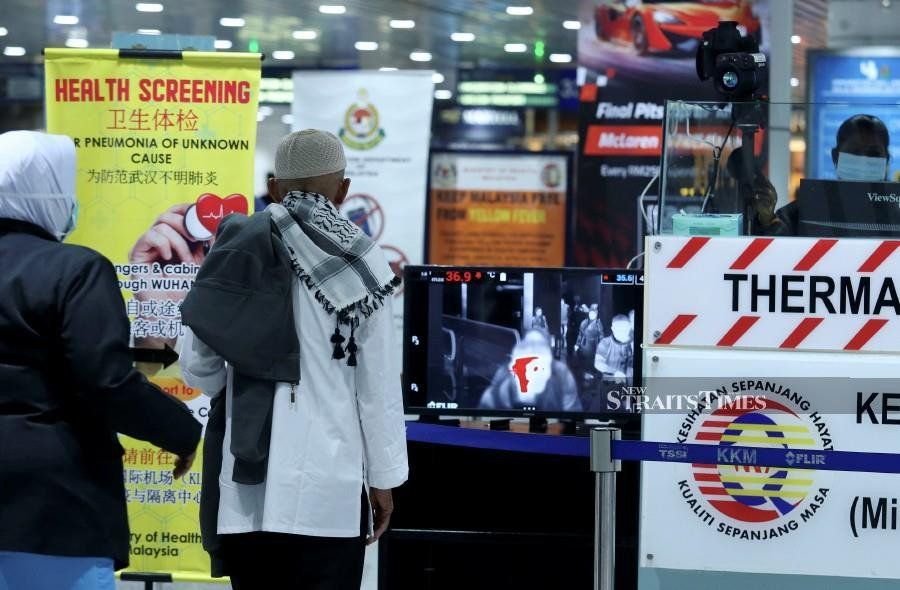 vietnamese citizens in malaysia advised to protect health amid covid 19