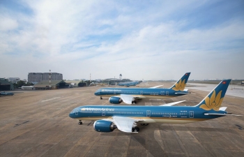 Vietnam Airlines repatriates EU citizens, carries medical support to Europe