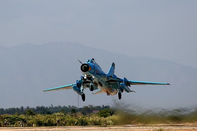 Tìm hiểu sức mạnh của cường kích Su-22