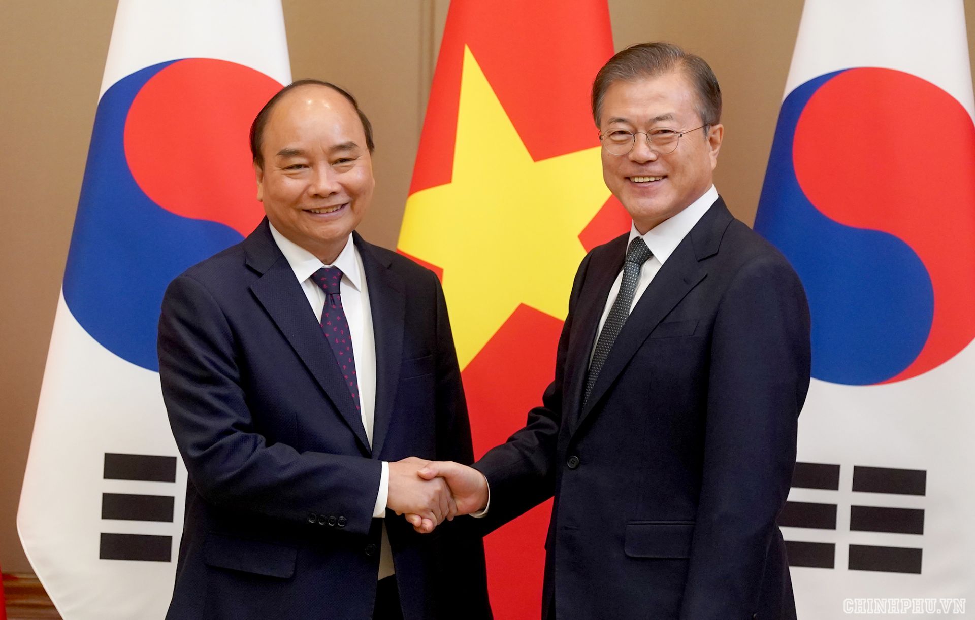 vietnam controls covid 19 pandemic well says korean president moon