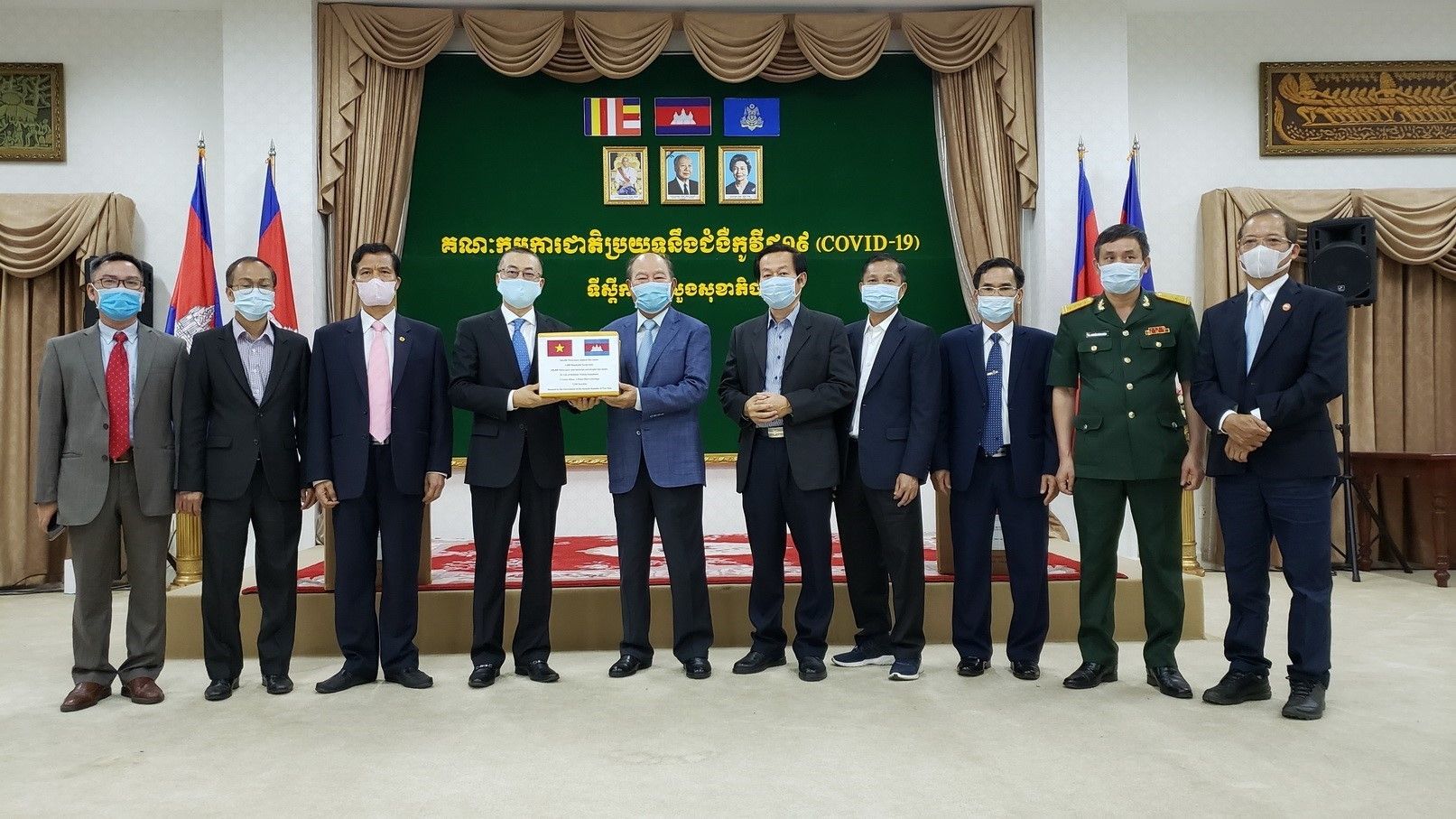 cambodia thanks vietnam for medical support in covid 19 fight