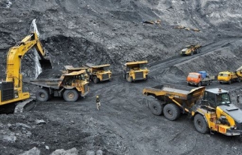 COVID-19: Coal industry helps Quang Ninh maintain economic growth