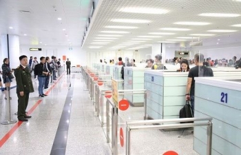 Gov’t not to loosen entry restrictions until month end due to COVID-19