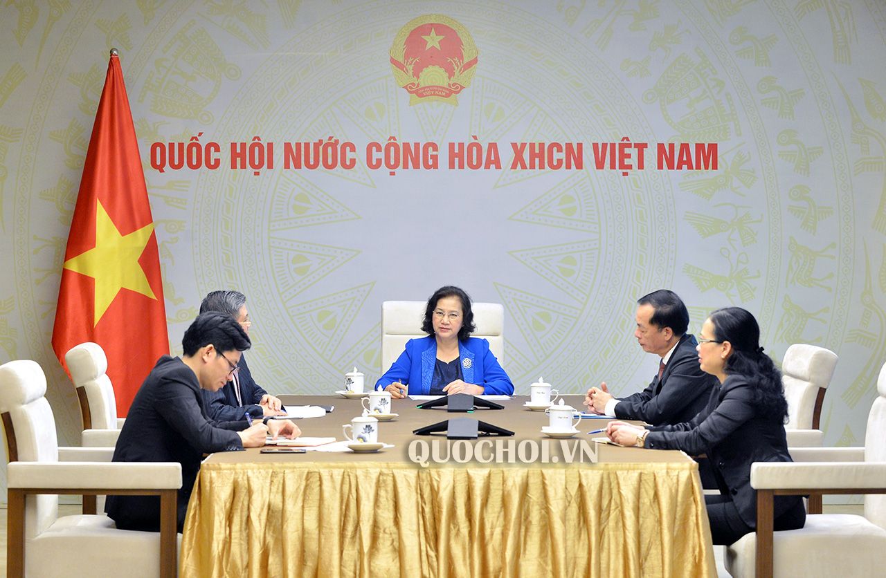 vietnamese lao national assembly leaders hold phone talks