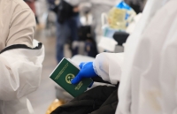Vietnam flies over 300 citizens from Russia home amid COVID-19 pandemic