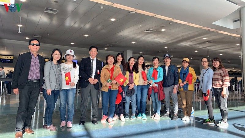 344 vietnamese citizens stranded in australia new zealand repatriated safely