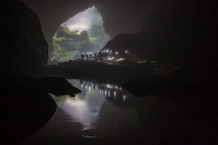 majestic phong nha ke bang national park through lens of foreign photographer