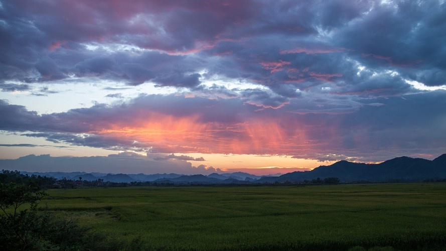 majestic phong nha ke bang national park through lens of foreign photographer