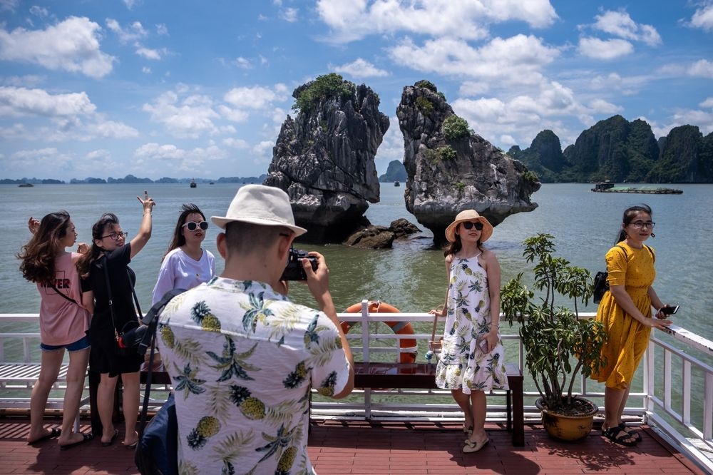 vietnam seeks to break out of covid 19 tourist trap bloomberg