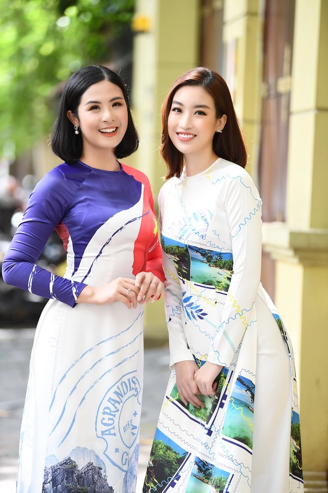 My Linh often dresses in an Ao Dai designed by Ngoc Han at important events. 3526 img 7520 tdxx