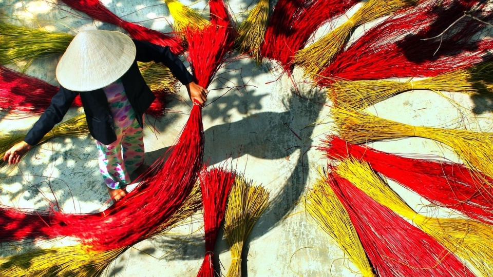 nineteen traditional handicraft villages to meet in hoi an