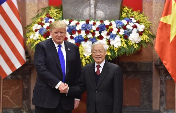 VN, US leaders exchange greetings on 25th anniversary of ties normalization