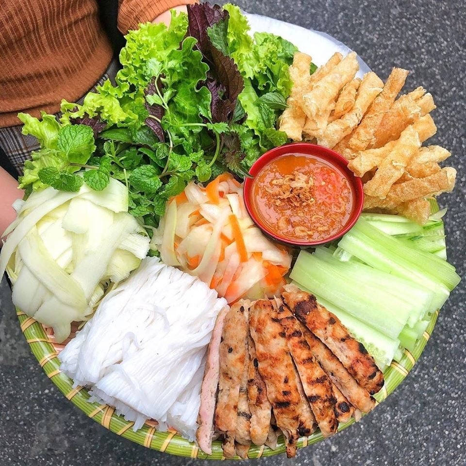 Fresh Vietnamese spring rolls honoured by foreign media outlets 5011 6283bed6 edab 4a6e 9117 7ebe48450ff1