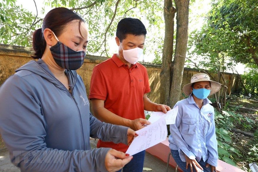 ha noi conducts rapid mass covid 19 testing on da nang returnees