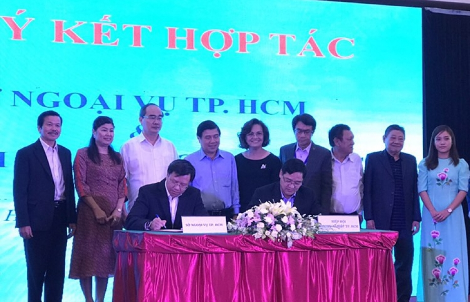 TP. Hồ Chí Minh: Sở Ngoại vụ và Hiệp hội Doanh nghiệp ký biên bản hợp tác