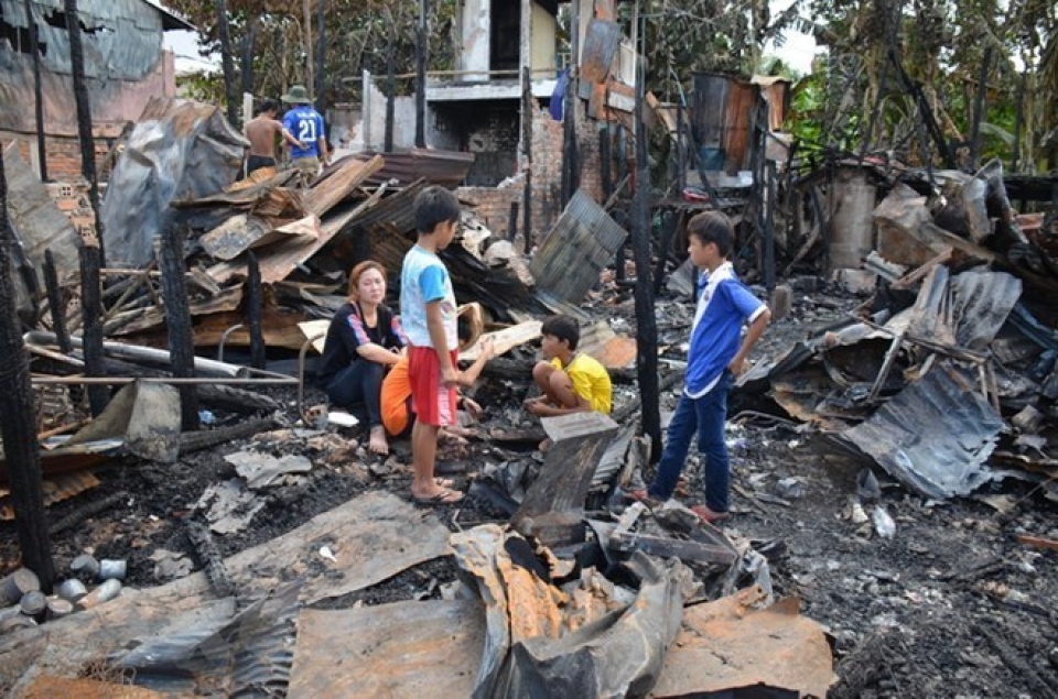 vietnamese expats stabilise lives after fire in cambodia