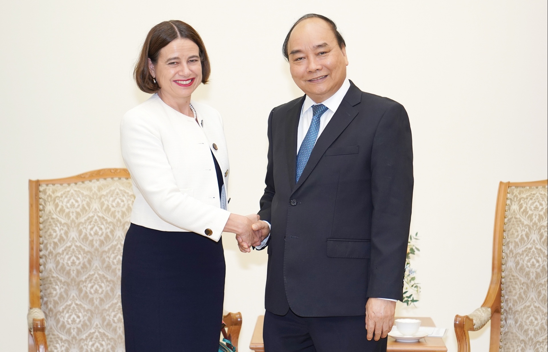 PM Nguyen Xuan Phuc welcomes new Australian ambassador