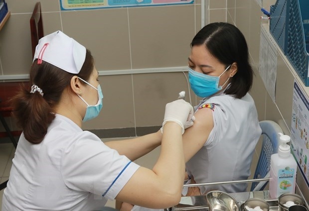 WHO: When it is your turn to get vaccinated, take the vaccine available to you