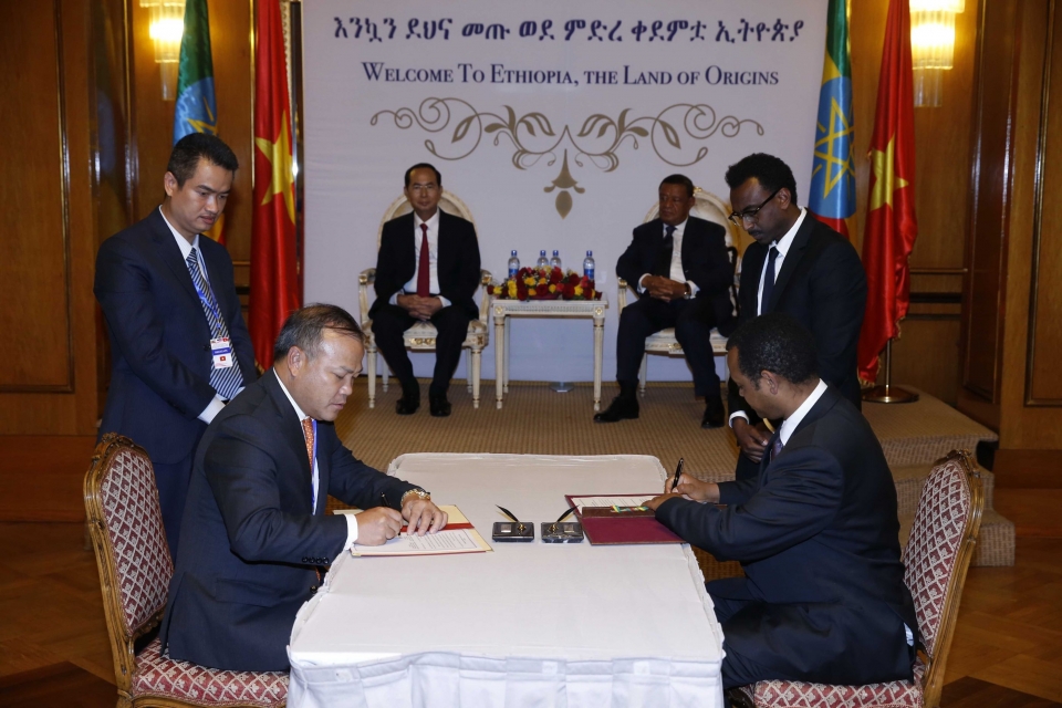 vietnam boosts traditional friendship with africa