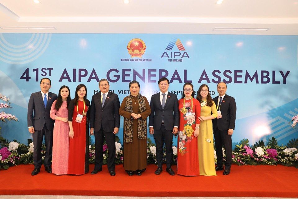 unofficial meeting of young parliamentarians of aipa