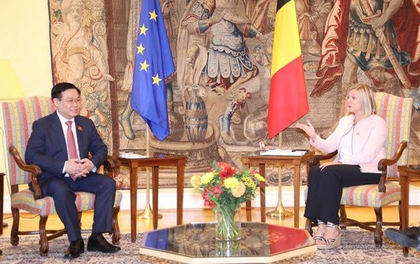 National Assembly Chairman Vuong Dinh Hue holds talks with President of the Chamber of Representatives of Belgium Éliane Tillieux in Brussels on September 9 (Photo: VNA)