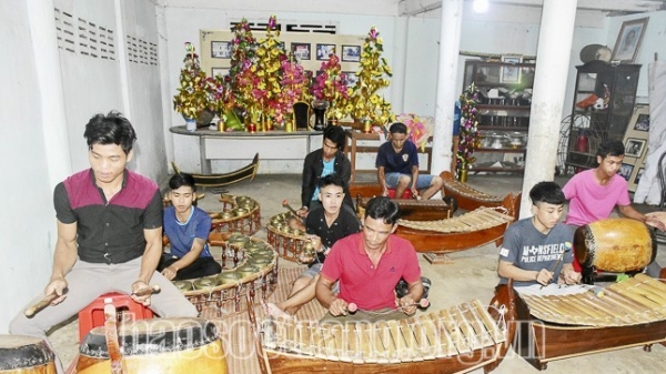 Efforts to preserve five-tone musical ensemble of the Khmer in Soc Trang