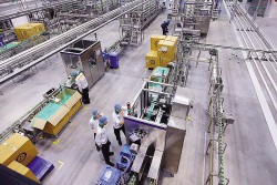 Viet Nam sees FDI shift to hi-tech industries: Experts