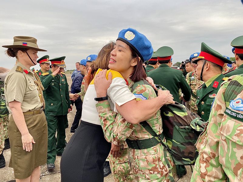 australian aircraft flies vietnams second rotation of military field hospital to south sudan