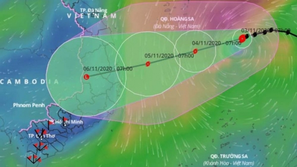 Storm Goni changes course ahead of landfall