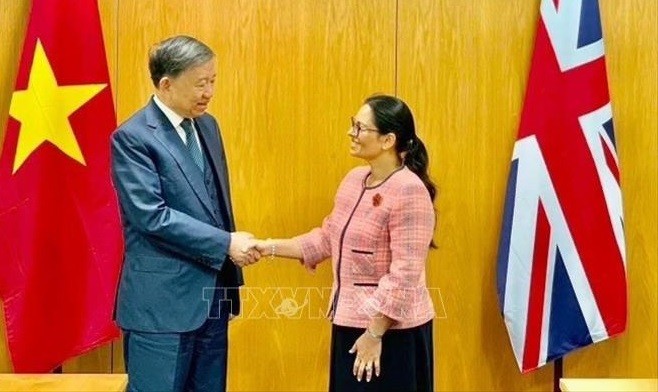 Minister of Public Security To Lam meets UK Home Secretary Priti Patel