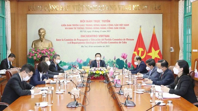 Vietnamese, Cuban parties talk improving ideological work