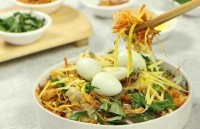 Rice paper salad – A popular street food in Vietnam