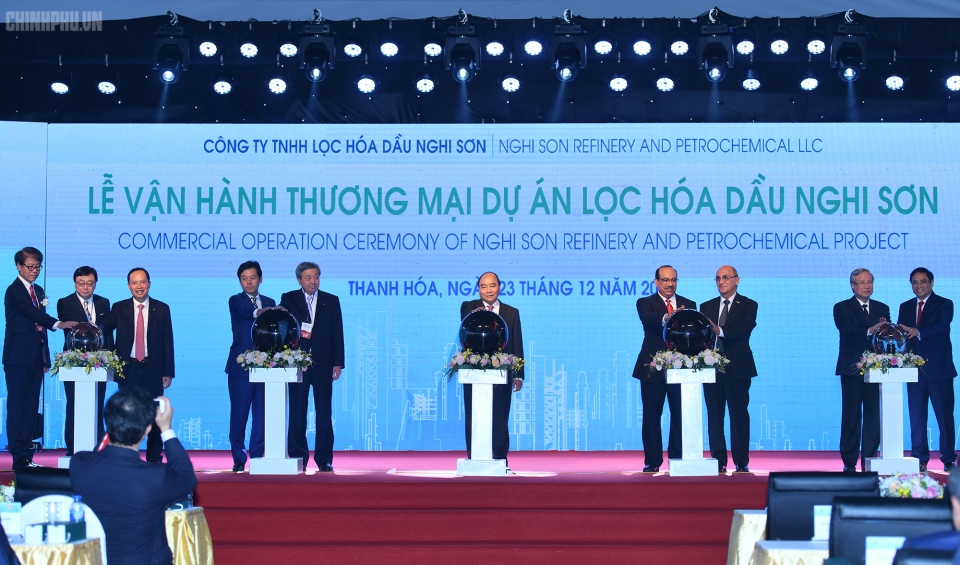 vietnam completes us 9 billion oil refinery partly invested by japan kuwait