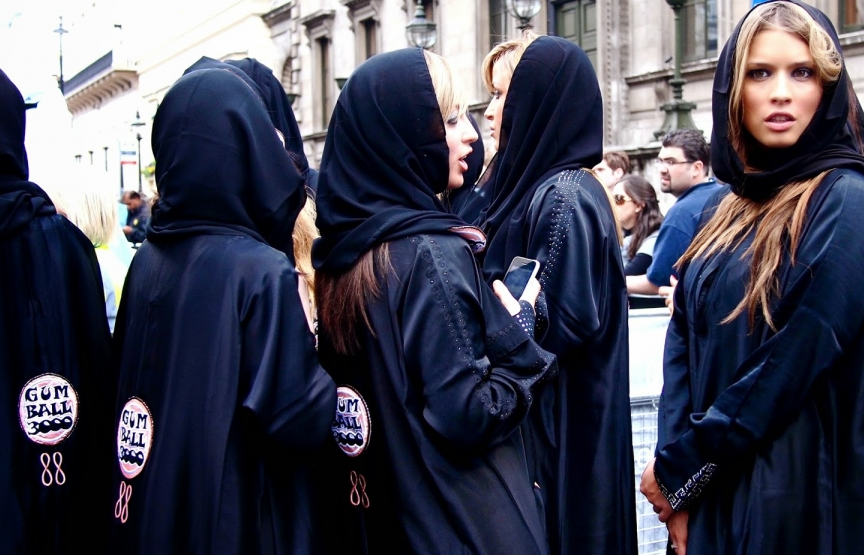 Phụ nữ Saudi Arabia đòi cải cách về trang phục