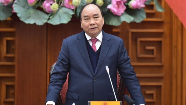 Prime Minister Nguyen Xuan Phuc request reviewing COVID-19 prevention measures, scenarios