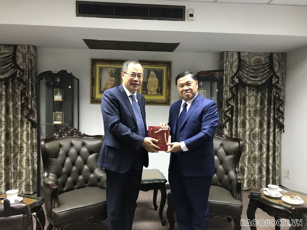 Đại sứ Việt Nam tại Thái Lan Phan Chí Thành chào xã giao Đại sứ các nước ASEAN