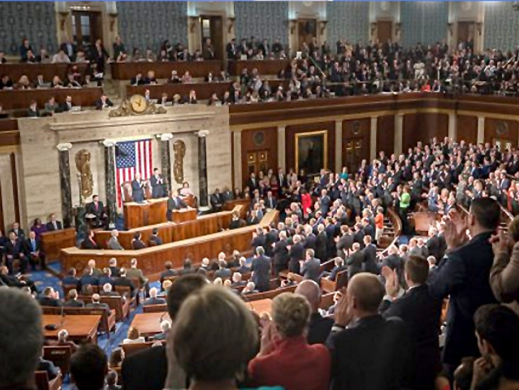​Thượng viện Mỹ thông qua dự luật chi tiêu tạm thời