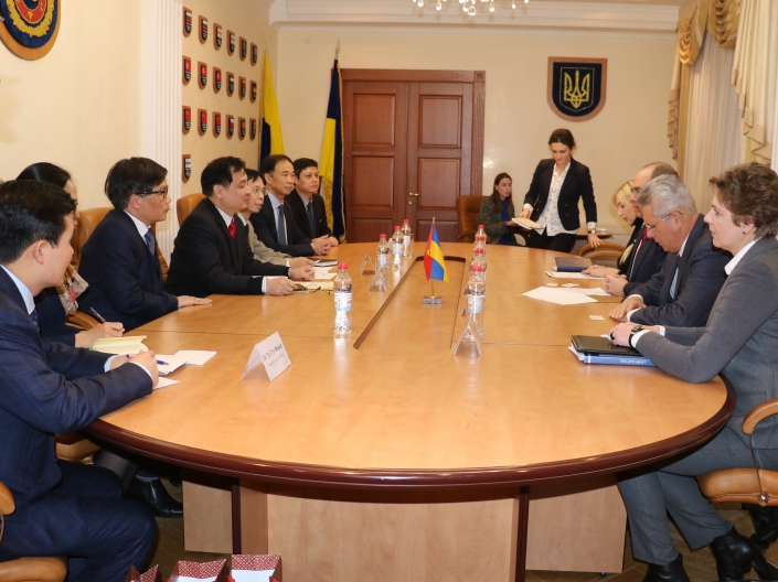 Đại sứ Việt Nam tại Ukraine thăm và làm việc tại tỉnh Odessa