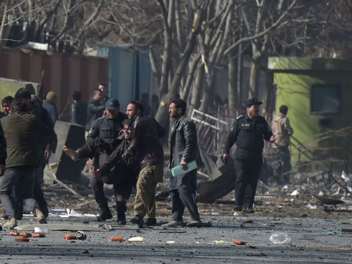 ​Vụ tấn công khủng bố tại Kabul: Số người thiệt mạng tiếp tục tăng