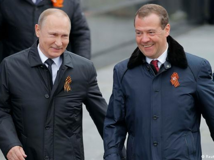 Tổng thống và Thủ tướng Nga chỉ trích "Báo cáo Kremlin" của Mỹ