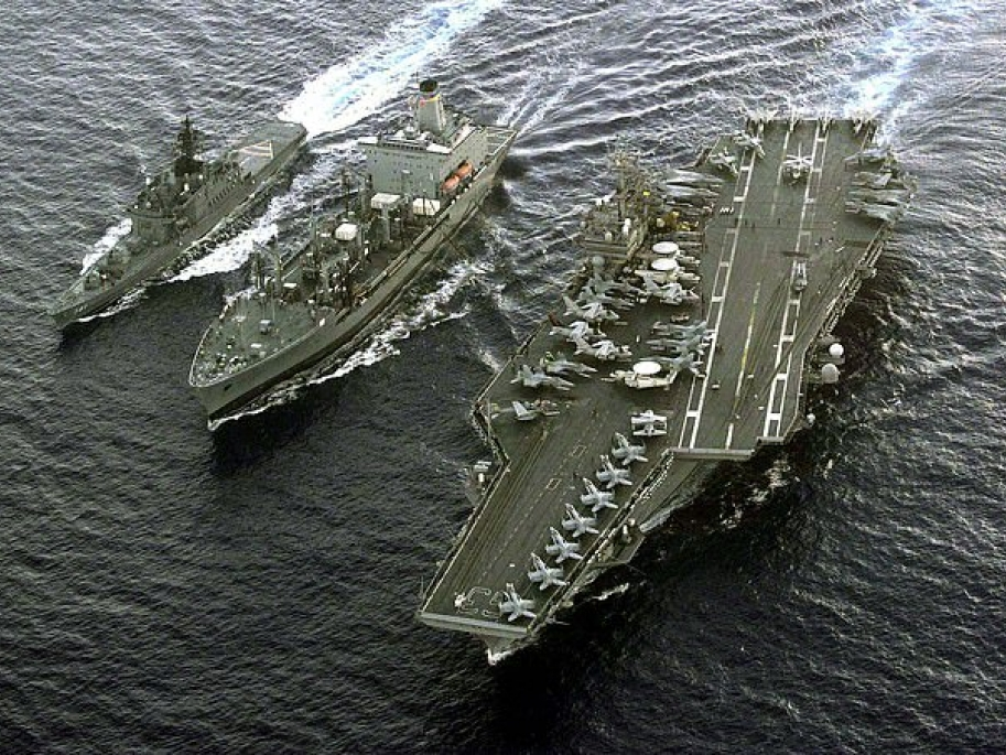 ​Biển Đông: Tướng Trung Quốc "dọa" đánh chìm tàu Mỹ