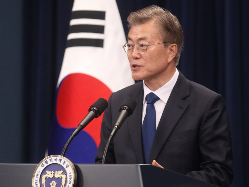 ​Tỷ lệ ủng hộ lao dốc, Tổng thống Hàn Quốc thay thế một số quan chức cấp cao